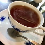 Fougasse - ランチハンバーグ¥1100のドリンク…紅茶