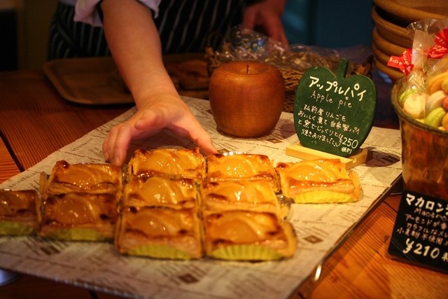 ボンジュ ル 弘前 ケーキ 食べログ