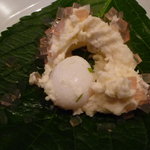 ごはん屋 今ここ - あじさい　半熟のうずらの卵が隠れていました