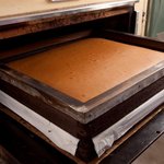 越後家多齢堂 - 焼きあがったばかりのカステイラはフカフカです