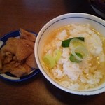 仙台中華そば 銘店嘉一 - Ｂセット（150円）のご飯にスープを入れてお茶漬け風に