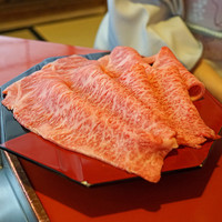 三嶋亭 本店 - 北海道産のお肉