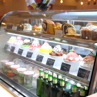 SELECT CAFE KKOTBING_2