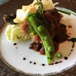 キャトルエピス - 豚ヒレ肉と奥三河鶏もも肉のデミグラソース