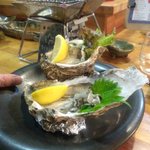 心粋厨房 獬 - 岩牡蠣・・北海道産と男鹿産と・・。