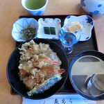 魚あら - 天丼(並)。1,295円