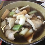 藤店うどん - 肉汁のアップ