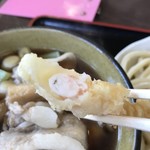 藤店うどん - 小えび天の断面