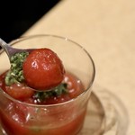 波へい - 冷製ミディトマト〜わさび風味の大葉ソース〜