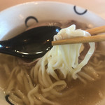 田仲そば(麺アップ)