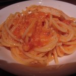 ワタリガニのトマトクリームソース　取り分けて