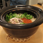 ITEMAE - 桜鯛といくらの土鍋ご飯