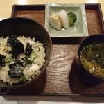 旬菜 おぐら家 - 鯛の土鍋ごはん