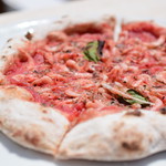 ピッツェリア イルベリエッロ ハヤマ - 料理写真:桜エビ（由比産）のピザ＠1,600円