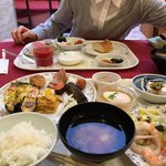 つるや旅館 - カフェテリア式は、ついつい食べ過ぎますね。