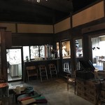 Terroir愛と胃袋 - 店入るとこんな感じ
