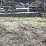 Terroir愛と胃袋 - 駐車場は広いけど整備されていないｗ