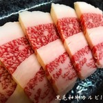 焼肉 縁 - 黒毛和牛上カルビ　カルビの旨みが詰まった脂身を堪能出来ます！