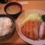 ロースかつ定食 2,000円也