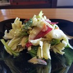 職人館 - リンゴと無農薬野菜のサラダ