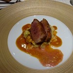 NOUVE - 仏産　鴨のソテー　キャベツのクリーム煮添え