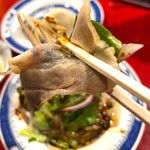 熊飯店 - ゆで豚のニンニクソース