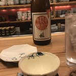 Chisou Inaseya - お酒は好みを言うと出してくれます。日本酒に強いお店みたい。酒の会もやってるそうです