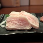 バビアン - ホホ肉刺し