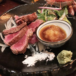 嬉々 わらまさ - 松坂牛Ａ５ランクヒウチタタキ（980円）と、お造りもりあわせやっ(･∀･)ｼﾗﾝｹﾄﾞ!!!!!