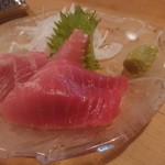 しみきん - マグロ刺身