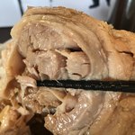 麺屋 歩夢 - 【2018.4.20】豚バラ肉をロールした馬鹿デカイやつ‼️トロットロで美味しい❤️