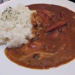 CAFE MAHHAMAN - 【ウインナーとチーズのカレー(750円)】