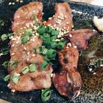 焼き鳥 てつ屋 - レバ・ハツテキ