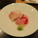 日本料理 太月 - 30年4月　お造り　大分イサキ、静岡真ハタ