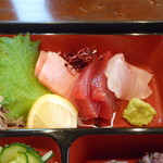 割烹料理　壽か乃 - 刺身（中トロ、赤身、白身）