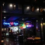 Chinese Café Eight - 中華料理屋って赤と金主体じゃない？(笑)