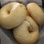 アゲヤ本舗揚げパン専門店 - 天然酵母ベーグル（プレーン）