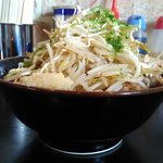 Golden Five Noodle - 横から…