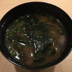 旬菜 おぐら家 - 鳴門わかめの赤出汁