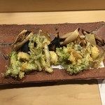 旬菜 おぐら家 - 天然春山菜天ぷら