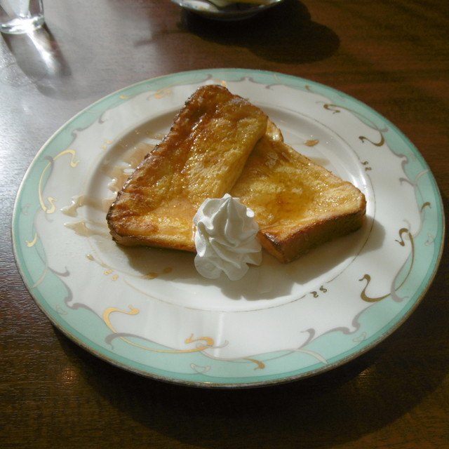 富山市中心地区でのまったりポイント スイーツとともに By ひらたえび カフェ ラルゴ 桜橋 カフェ 食べログ
