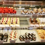 なかしま - ショーケース右