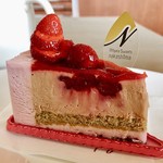 なかしま 糸魚川店 - さくらフォレノワール＠桜とショコラのクリーム、グリオットチェリーのコンポートもたっぷり♪