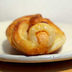 ベーカリーショパン - ちくわの中は、明太マヨネーズ。しかも博多の名門明太子「ふくや」を使用