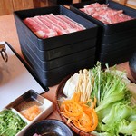 どん亭　 - 牛カルビ・豚ロース 食べ放題ランチ