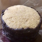 仙台屋菓子本舗 - くるみ庵。外はチョココーティング、中はくるみ餡