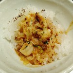 麺屋 愛心 - 担々スープを掛けて食べれば最高に旨い！