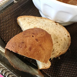 ビストロ グルマン - ランチのパン