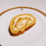 アピシウス - 2018.4.  はっさくのロールケーキ