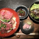 ステーキ茶屋 なにがし - ステーキ丼セット
            ¥1500（税抜き価格）